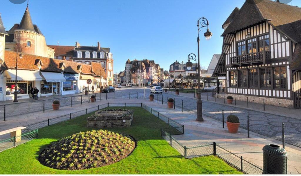 LE COSY Résidence du Golf Deauville Exterior foto